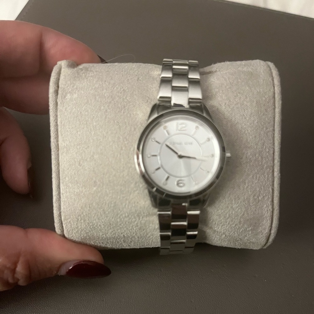 Michael Kors women’s watch silver
